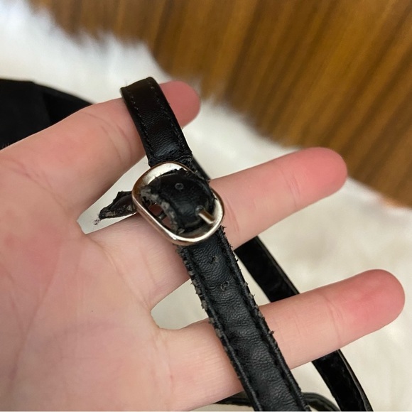 Le Chateau women’s black leather strappy stiletto heeled shoes in size 10 - Picture 7 of 12